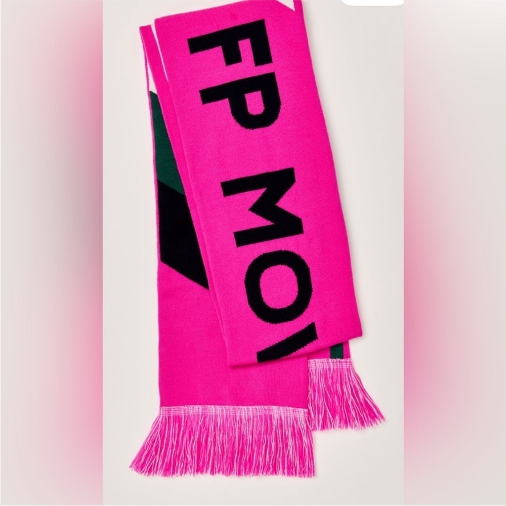 Free People Movement Big League Reversible Scarf NWT